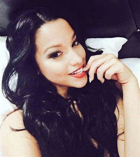 Abella Anderson Oficial (@ibellaanderson03)